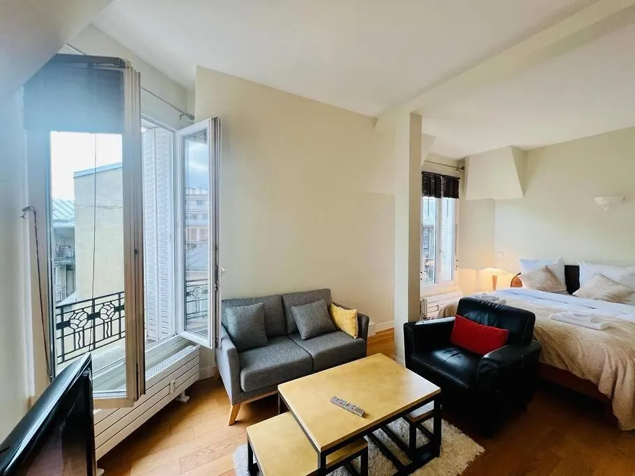 Suffren Studio Paris France